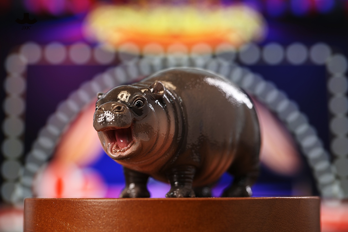 [สั่งจอง]JXK JXK256 1/6 : Baby Hippo Figurine