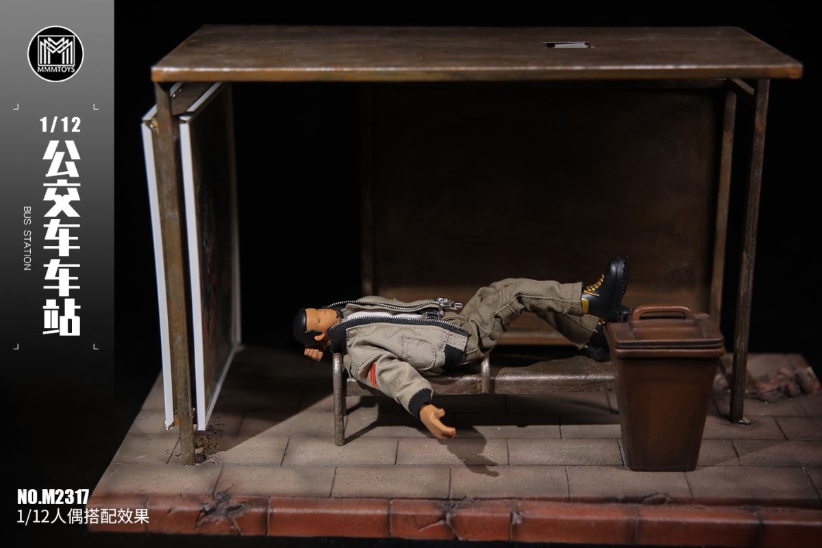 [สั่งจอง]mmmtoys M2317 1/12 : Bus Station