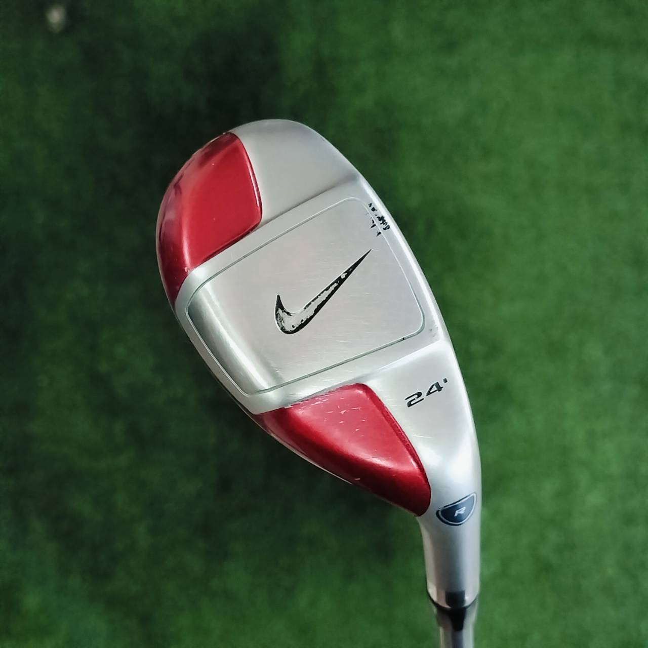UTILITY WOOD NIKE CPR องศา 24 ก้านจากแบรนด์ UST FLEX REG มุมหน้าเหล็กกึ่งหัวไม้จรดง่ายต่อการตี ช่วยให้อิพเเพคลูกได้ง่ายมาก ไม้กอล์ฟพรีเมี่ยมมือสอง ของแท้ By NakaraLuxurious