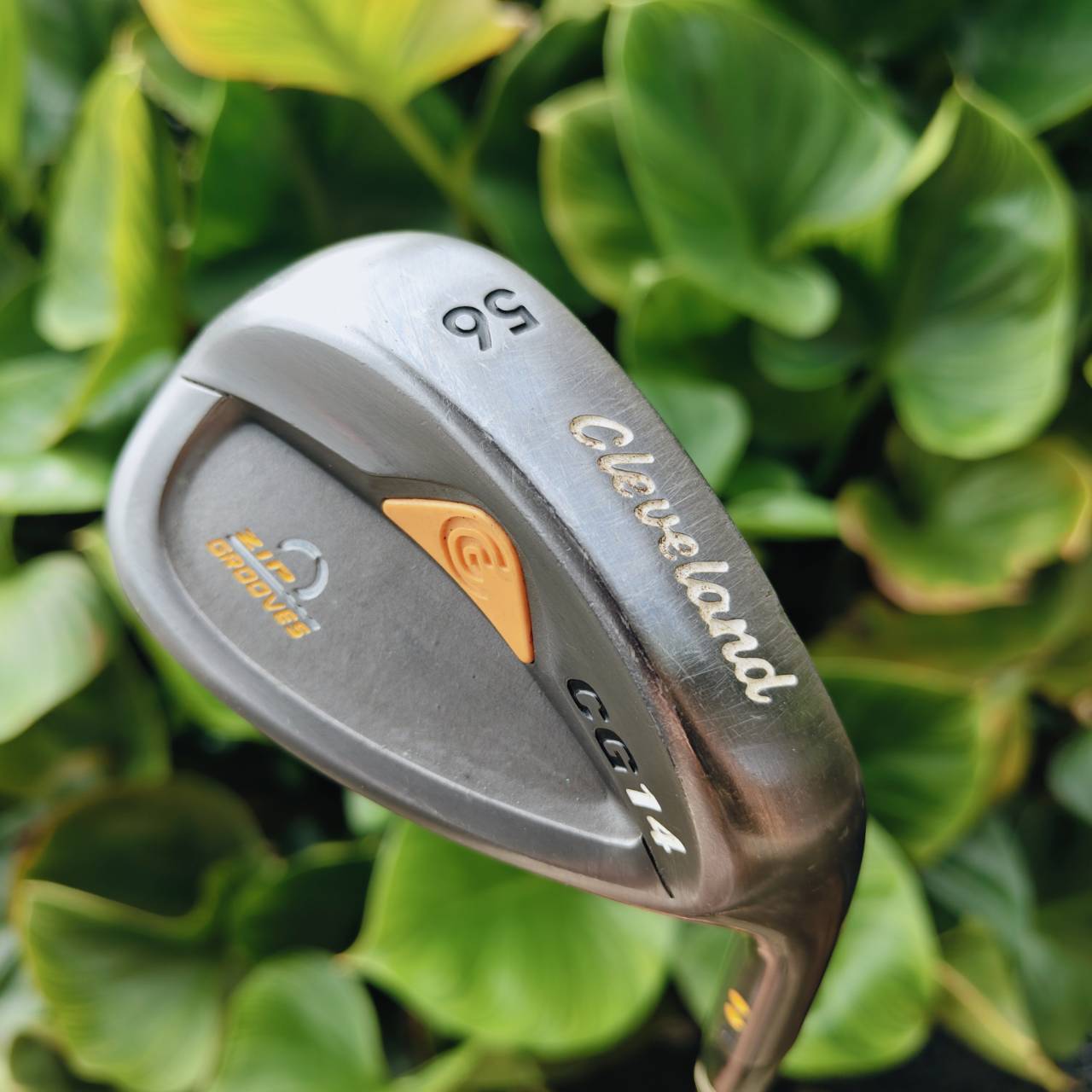 WEDGE CLEVELAND CG14 – Loft 56° / Bounce 14° Zip Grooves™ Technology ร่องสี่เหลี่ยมเหมือซิป สปินจัด!
