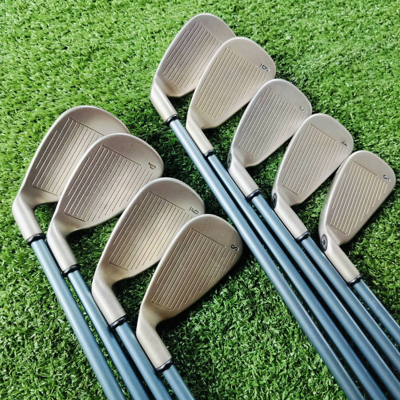 **ไม้กอล์ฟผู้หญิง** Callaway Ladies Gems X-12 สภาพสวยเดิม กริพเปลี่ยนใหม่ ยกเว้นเหล็ก 3 - 4 ไม่ได้เปลี่ยน เพราะสภาพสวยมาก ไม้กอล์ฟพรีเมี่ยมมือสอง ของแท้ By NakaraLuxurious