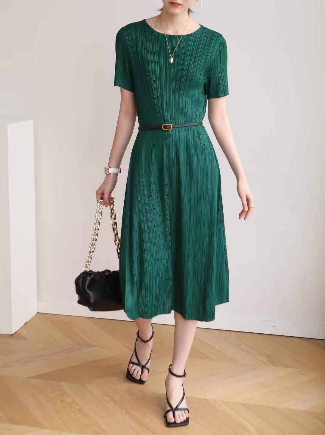 2MUAY รุ่น GJO7568 เดรสอัดพลีท BOLLOON PLEATED DRESS 5สี FREE SIZE