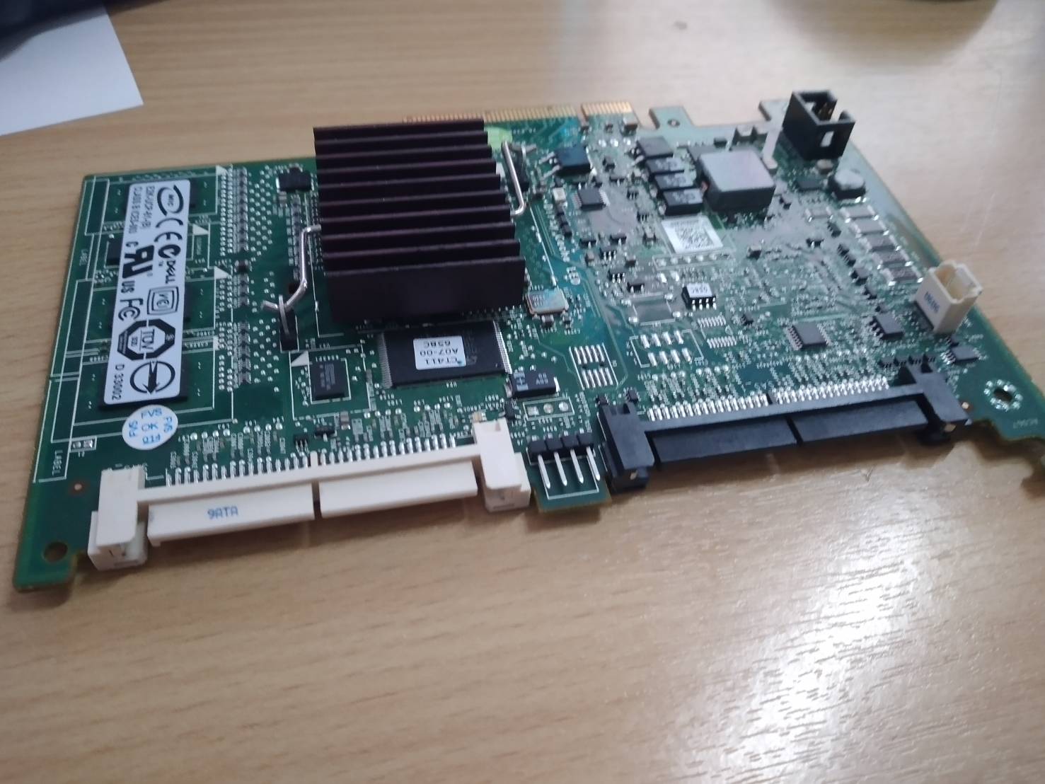 Dell PowerEdge PERC 6/I RAID Controller Adapter T774H