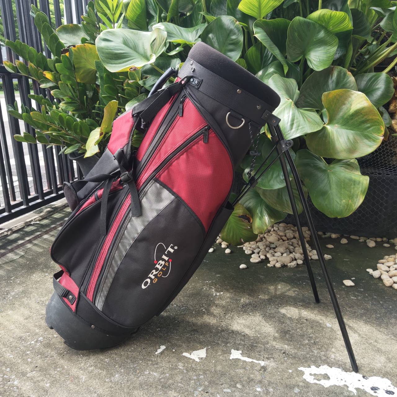 ถุงกอล์ฟ ORBIT มือสอง ** COVER มีลอยขาด ** ถุงกอล์ฟขาตั้ง พร้อมสายสะพาย