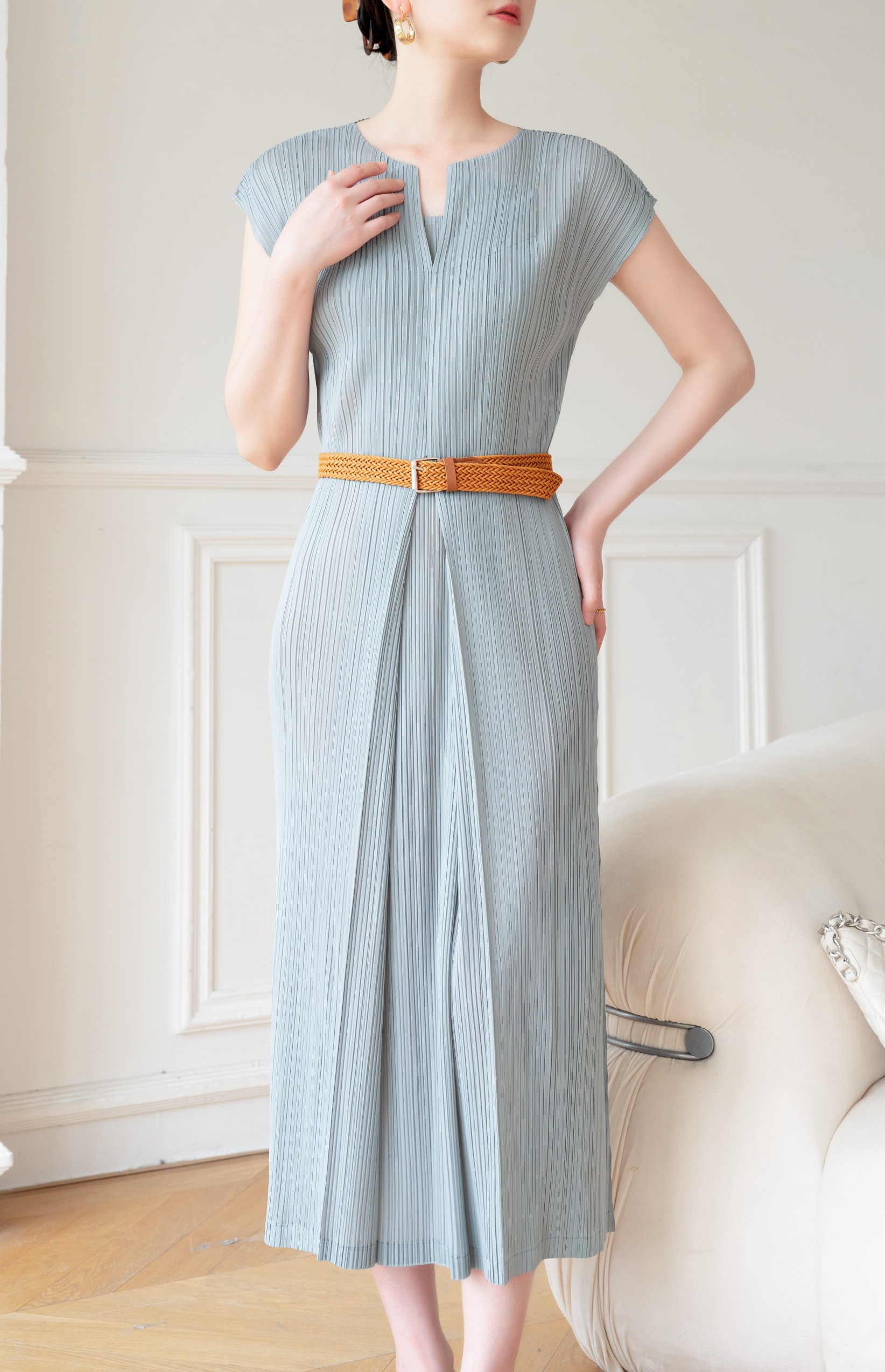 2MUAY รุ่น GJO1530 เดรสพลีทคุณภาพ OPEN NECK CAP SLEEVE PLEATED DRESS 10 สี FREE SIZE