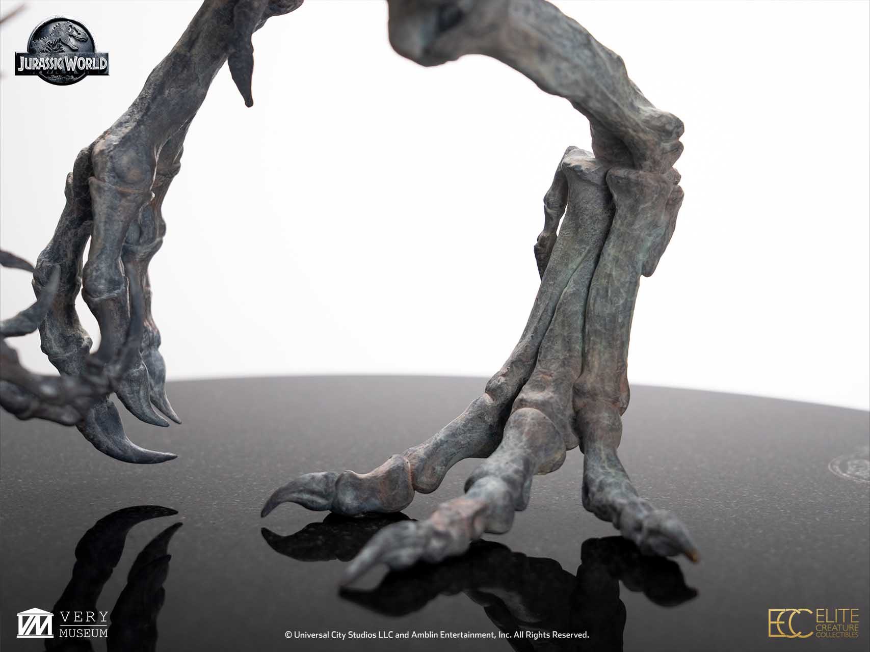 [สั่งจอง]ECC 1/12 : Indominus rex Skeleton Bronze (Jurassic World)