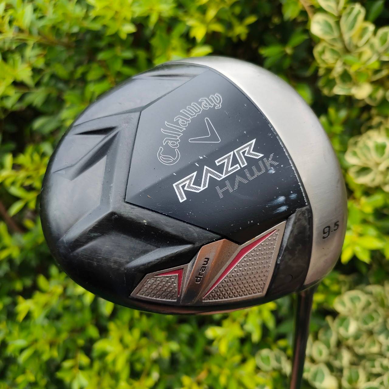 DRIVER CALLAWAY RAZR HAWK องศา 9.5 ก้าน RAZR HAWK SERIES FLEX S เป็น Driver Callaway ที่ทำออกมาได้ดุดัน ดีไซน์ล้ำสมัย ตีถ้าเข้าคือไกลแบบสุดขีด!!! วันนี้จัดให้ราคาช๊อคแน่นอน!!!