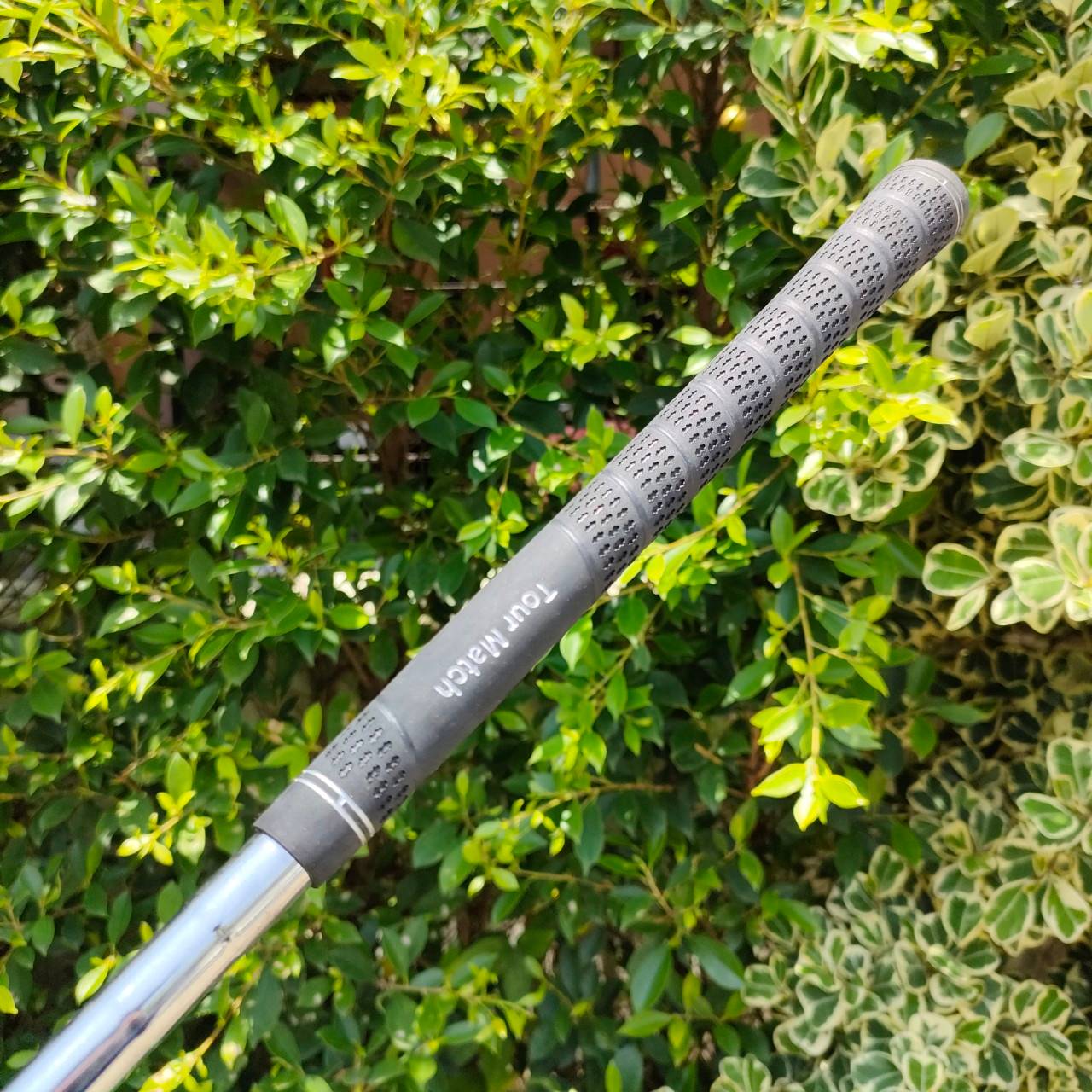 ชุดเหล็ก PING EYE2 จุดส้ม มีเหล็ก 3-9 เเละ SW W ก้าน PING เดิมๆ FLEX R ชุดนี้ยอดนิยม ตีง่าย ใบกำลังดี และเป็นร่อง U เดิม ทำให้สปินจัดมาก ใช้แข่ง PGA ไม่ได้แล้วนะ 555 แต่เล่นกับเพื่อนสบายๆจ้า