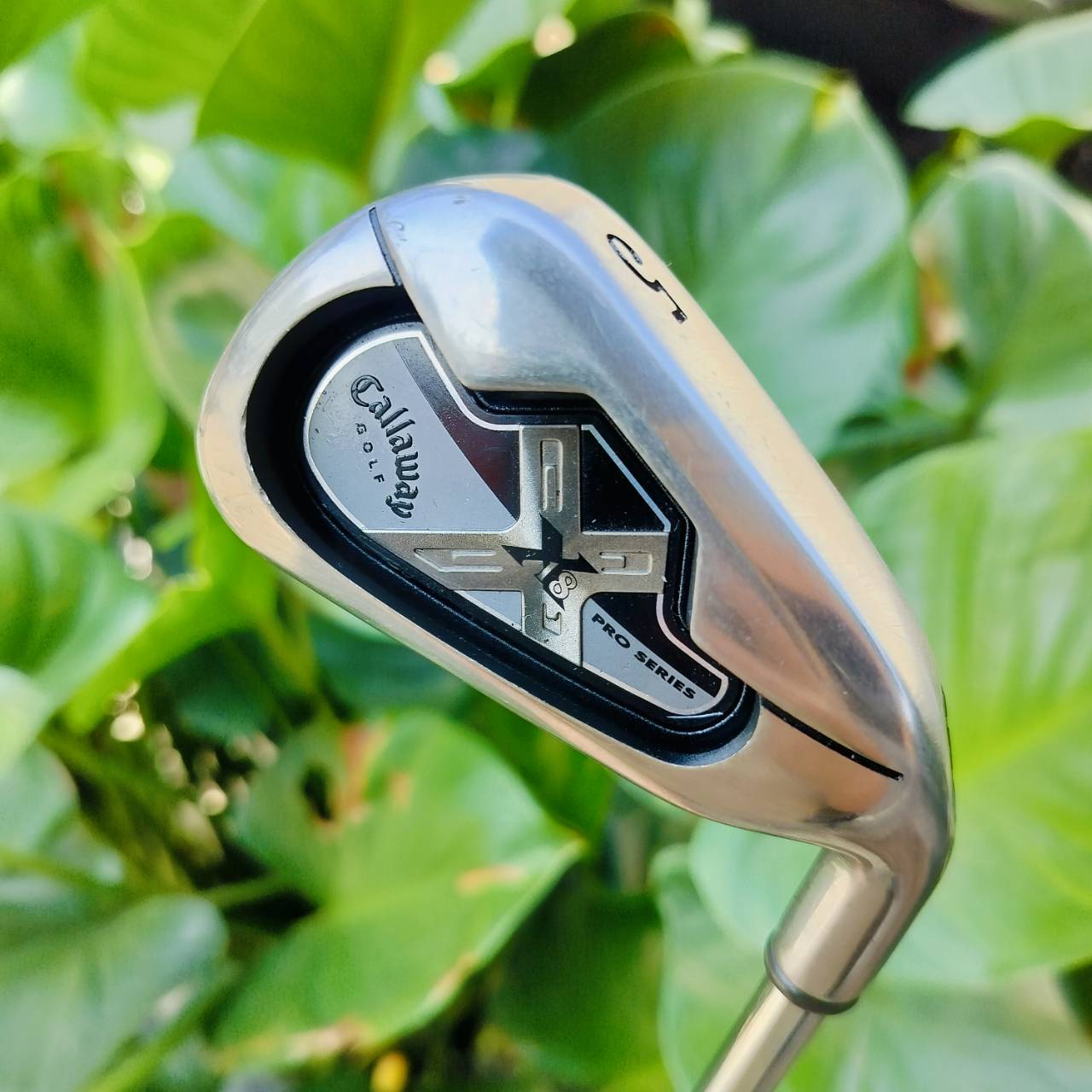 ชุดเหล็ก Callaway X-18 PRO SERIES สภาพสวยเดิม ก้านผ่านแฉกสวยจัด สติ๊กเกอร์อยู่ครบ ทุกเหล็กเลยค่ะ ก้าน NSPRO 950 FLEX S ก้านเบา 95 กรัม ตีแบบสบายๆ แต่แม่นยำมาก เร่งสปีดได้ดีกว่า ไม้กอล์ฟพรีเมี่ยมมือสอง ของแท้ By NakaraLuxurious