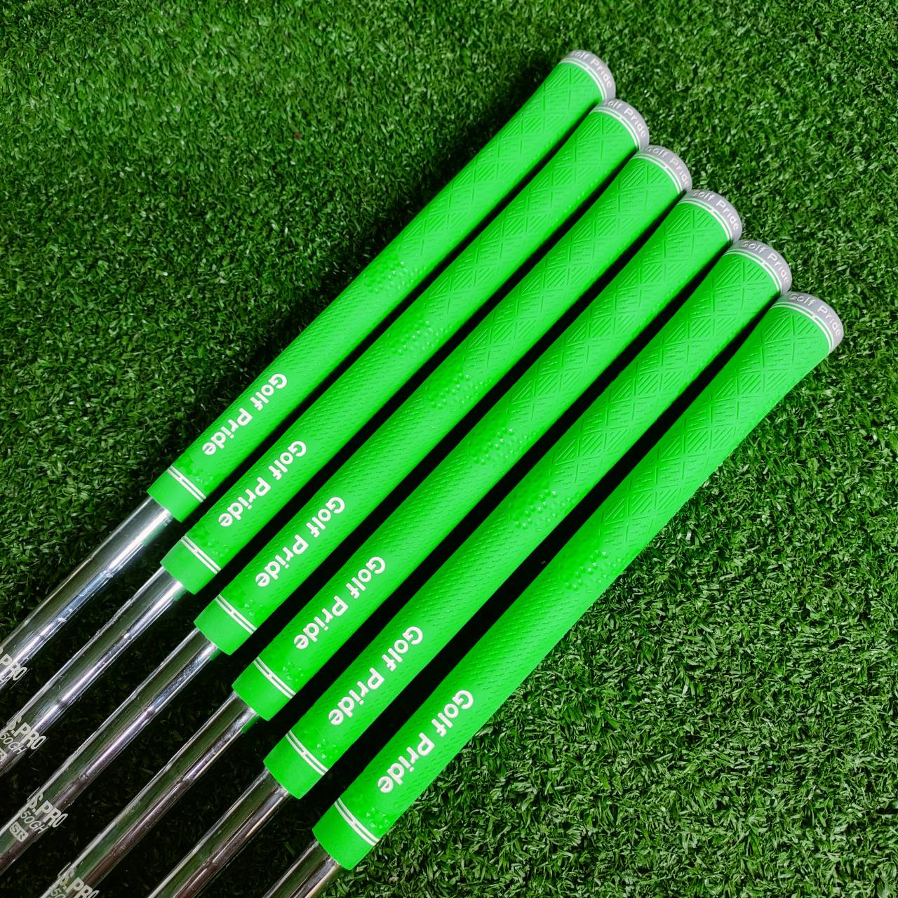 ชุดเหล็ก LYNX LX9 FORGED ก้าน NS PRO 950 FLEX SR กริพ GOLF PRIDE สวยจัดๆ ชดเชยสูง ตีทั้งง่ายและนุ่มนวลให้สปินดีมากๆ ไม้กอล์ฟพรีเมี่ยมมือสอง ของแท้ By NakaraLuxurious
