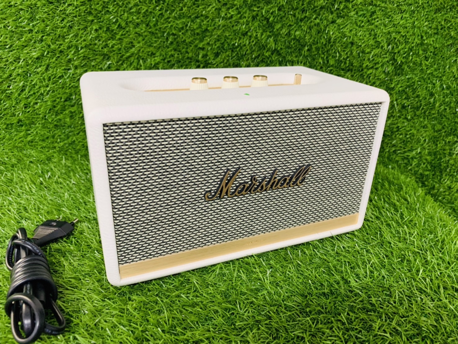 MARSHALL ลำโพงน้องเล็กดีไซน์คลาสสิครุ่น Acton II สีขาว