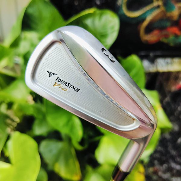 เหล็ก 3 TOUR STAGE VIQ วัสดุ PREMIUM FORGED สวยจัด ตีนุ่มแบบจัดๆ และตีง่าย ตีตรง แน่นๆ สปินดี ก้าน DYNAMIC GOLD S200 ไม้กอล์ฟพรีเมี่ยมมือสอง ของแท้ By NakaraLuxurious
