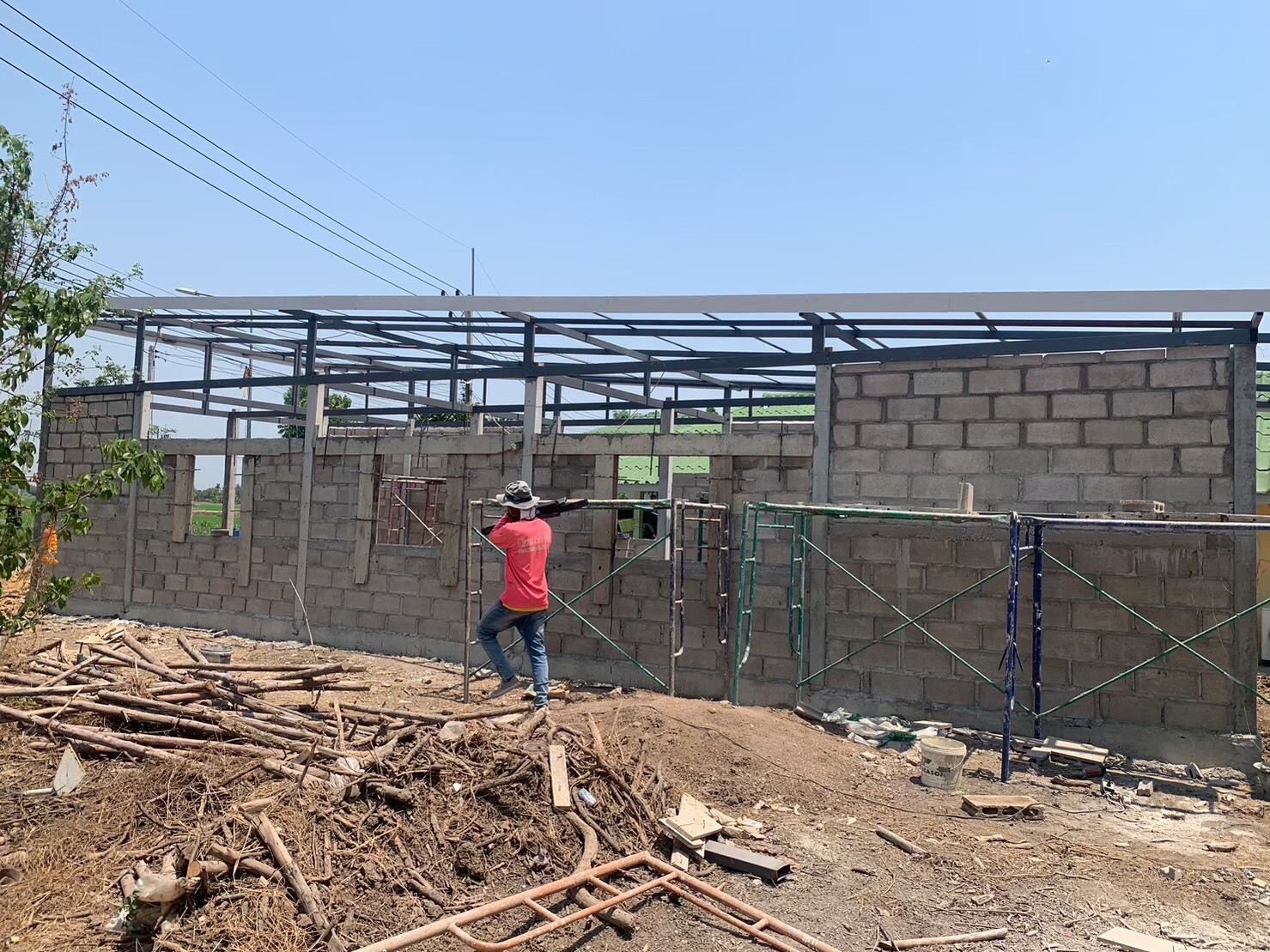 งานสร้างบ้านให้สามเณรพราหมณ์