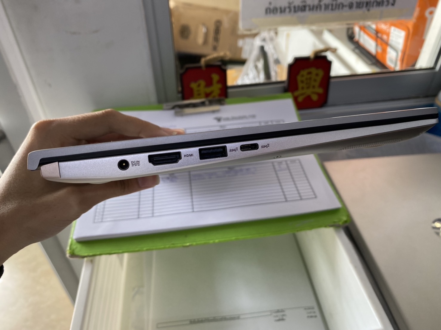 Asus Notebook ZenBook UX434FLC-A6212T Silver