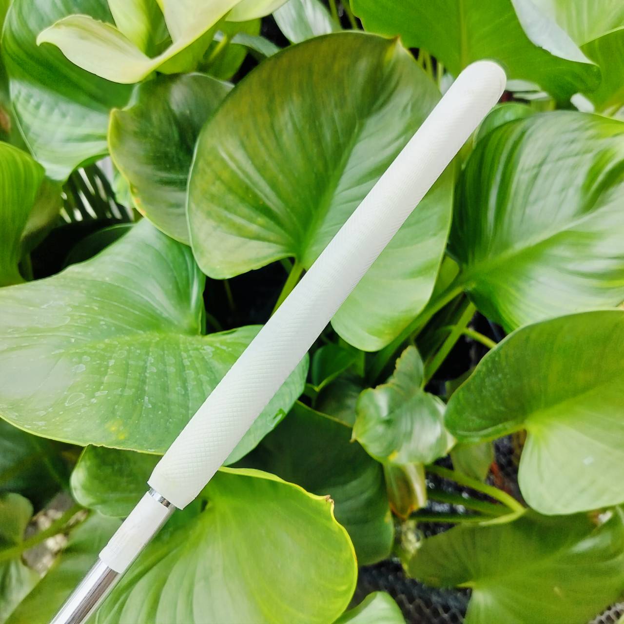 PUTTER ODYSSEY 2-BALL WHITE STEEL ยาว 34 นิ้ว รุ่นเป็นหน้า MILLED แต่มีลวดลาย เพื่อช่วยให้ลูกหมุนเกาะไลน์ยิ่งขึ้น ไม้กอล์ฟพรีเมี่ยมมือสอง ของแท้ By NakaraLuxurious