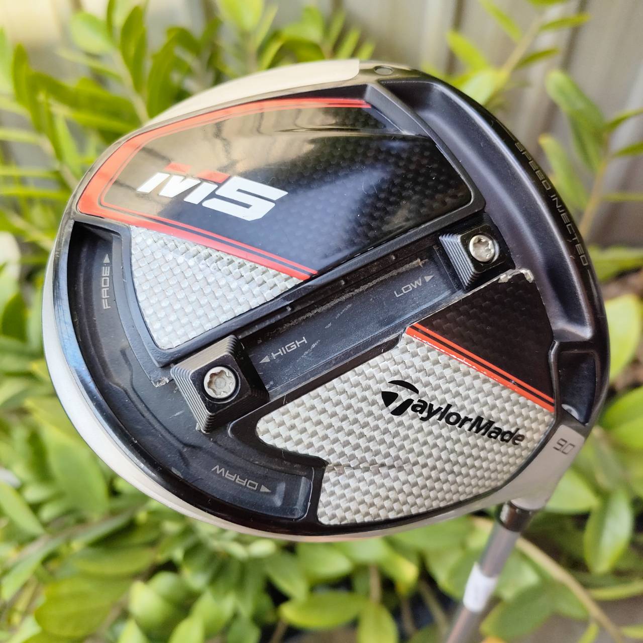 DRIVER TAYLORMADE M5 องศา9 ก้าน FUJIKURA VISTA PRO FLEX R ก้านพรีเมี่ยมเบามาก แค่ 45 กรัมเท่านั้น TWIST FACE หน้าเด้งมากๆ โหดแบบขีดสุด มี ส่วน POCKET ที่ SOLE ทำให้เด้งพลัง 5 เท่า ไขปรับทิศทาง ไม้กอล์ฟพรีเมี่ยมมือสอง By NakaraLuxurious