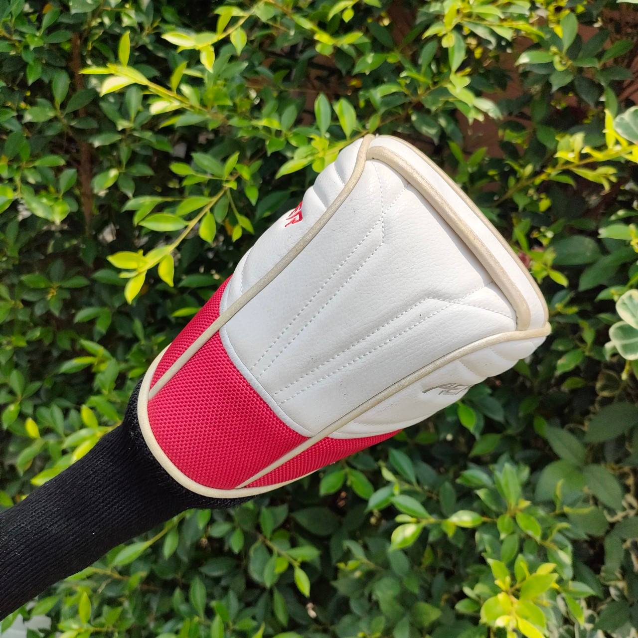** ไม้กอล์ฟสำหรับท่านที่ถนัดซ้าย ** DRIVER TAYLORMADE AERO BURNER องศา 9.5 ก้าน M2 TM1-217 FLEX S ตีไกลสะใจแบบสุดๆ ราคาแสนสบายเลยครับ