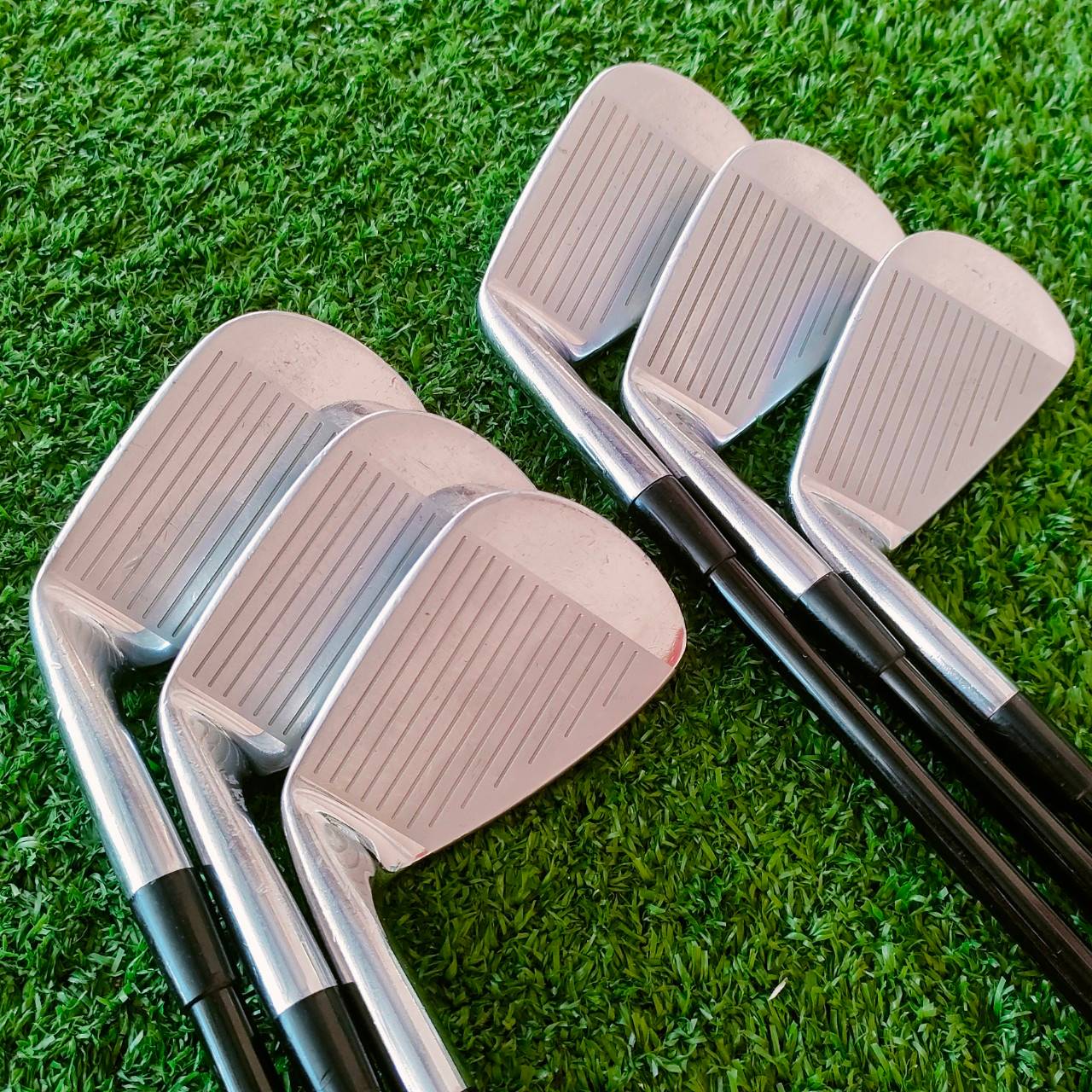 ชุดเหล็ก MIZUNO MP-53 มีเหล็ก 5-9 เเละ PW ก้าน TOUR SPIRIT 80i FLEX S, GRAN FLOW FORGED เอกสิทธิ์หนึ่งเดียวของ MIZUNO และรุ่นนี้มี CAVITY ทั้งนุ่ม ทั้งง่าย FORGED CAVITY, ไม้กอล์ฟมือสอง ของแท้ BY NakaraLuxurious