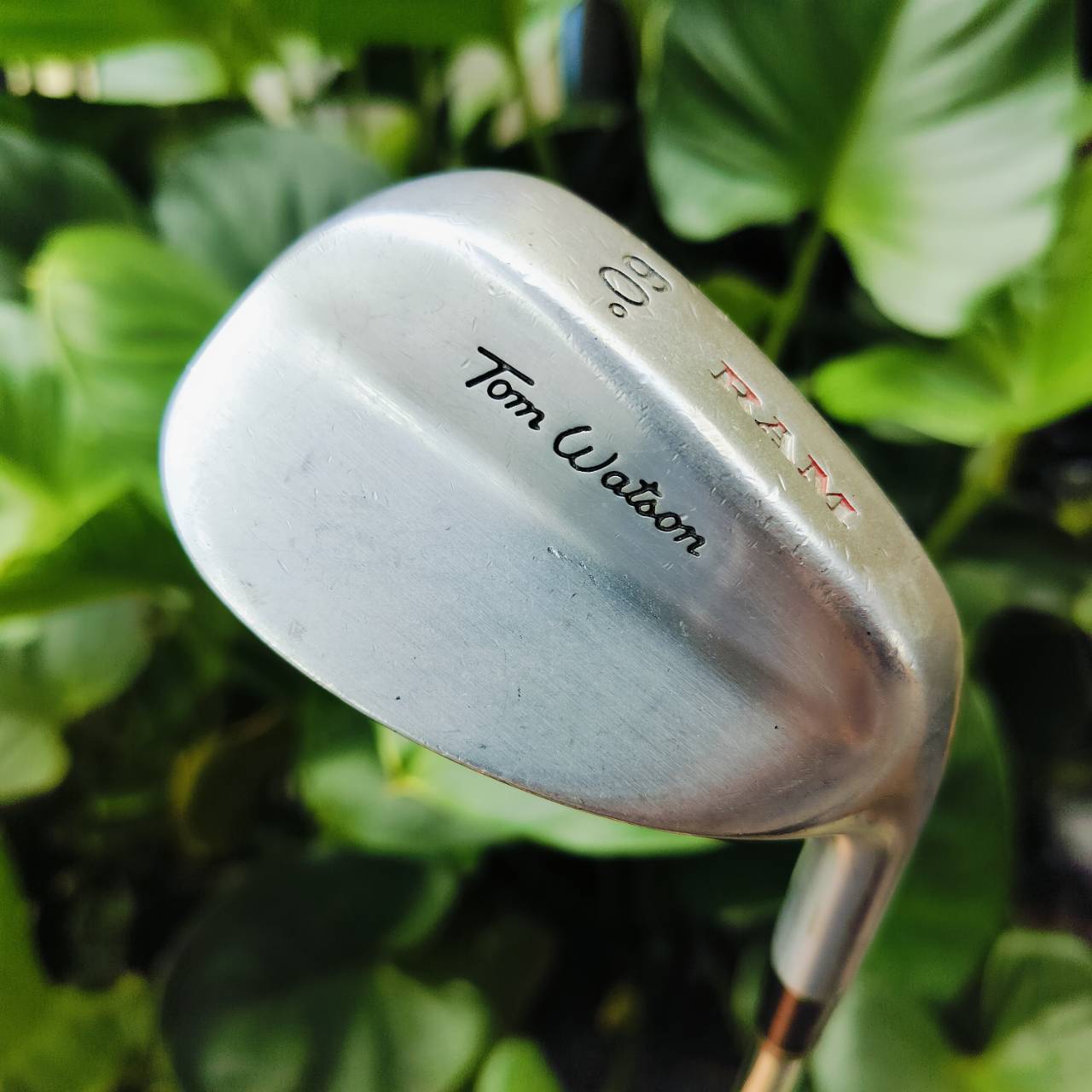 WEDGE RAM - TOM WATSON องศา 60 ก้าน TOM WATSON WEDGE สภาพสวยเดิมๆทุกอย่าง หน้าใบเดิมๆ ร่องหน้าไม้ยังสะอาดสวยๆเลยค่ะ ไม้กอล์ฟพรีเมี่ยมมือสอง ของแท้ By NakaraLuxurious