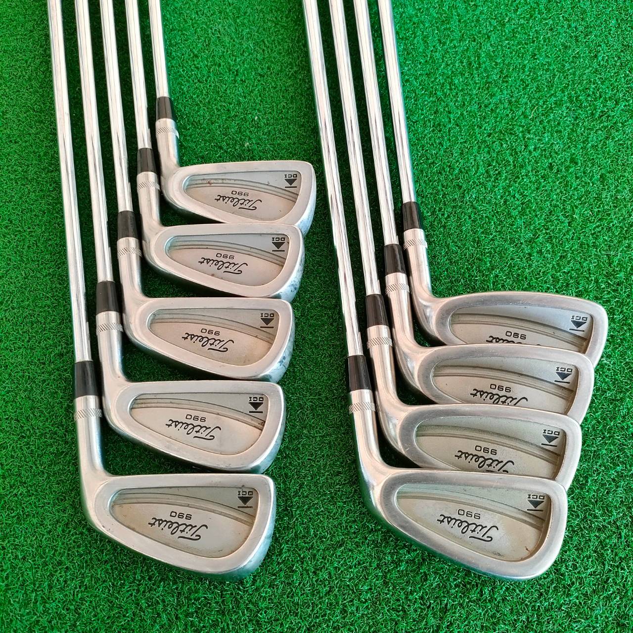 ชุดเหล็ก TITLELIST 990 DCI สภาพสวยเดิมๆ เลยครับ มีเหล็กยาวถึงเหล็ก 2 และมี 3 - 9 เเละ PW ก้าน PRECISON RIFLE 5.5