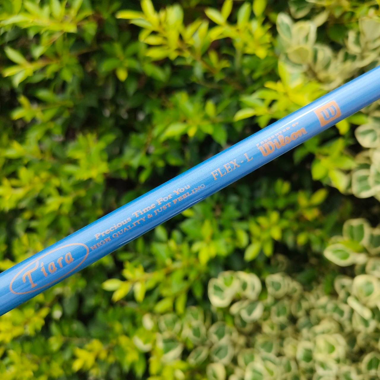 ** ไม้กอล์ฟสำหรับผู้หญิง ** FULLSET WILSON TIARA 4 WIDE EASY CAVITY , COVER กำมะหยี่ , ถุงกอล์ฟ *** มีตำหนิ ผ้าขาด *** ไม้กอล์ฟมือสอง ของแท้ BY NakaraLuxurious