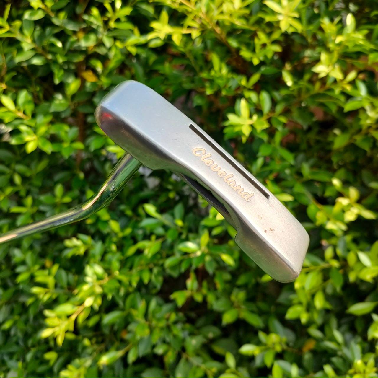** ไม้กอล์ฟสำหรับท่านที่ถนัดซ้าย ** PUTTER CLEVELAND VAS ความยาว 34 นิ้ว ออกแบบให้พัตต์ง่าย และละเอียดมากกว่ารุ่นในปัจจุบันเยอะครับ .