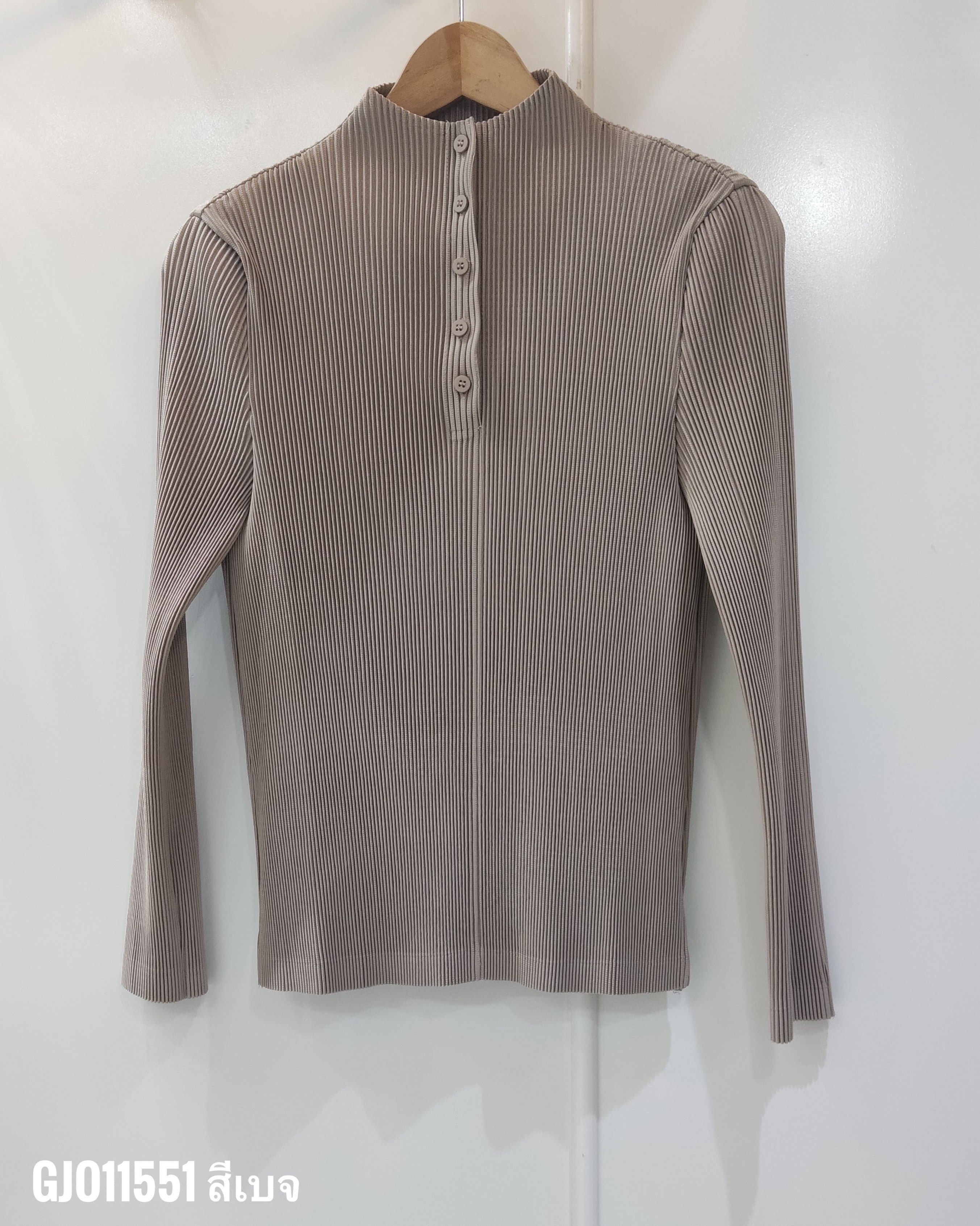 2MUAY รุ่น GJO11551 เสื้ออัดพลีท THICK HIGH NECK BUTTON FRONT PLEATED TOP 8 สี FREE SIZE