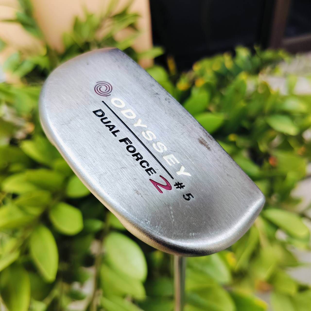 *** ก้านสั่น 32.5 นิ้ว *** PUTTER ODYSSEY DUAL FORCE 2 เบอร์ 5 เป็นทรงมอลเล็ต ชดเชยสูงพัตต์ง่าย หน้าดำ ทั้งนุ่มและเกาะไลน์ดีมาก สภาพสวยเดิม ไม้กอล์ฟพรีเมี่ยมมือสอง ของแท้ By NakaraLuxurious