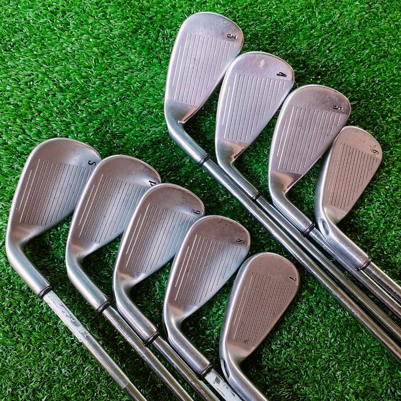 ชุดเหล็ก CALLAWAY BIG BERTHA เหมือนได้ไฮบริดถึง 3 ชิ้นในชุดเดียว ตีง่ายมากๆ แม่นยำ ได้ระยะ ไม้กอล์ฟพรีเมี่ยมมือสอง ของแท้ By NakaraLuxurious