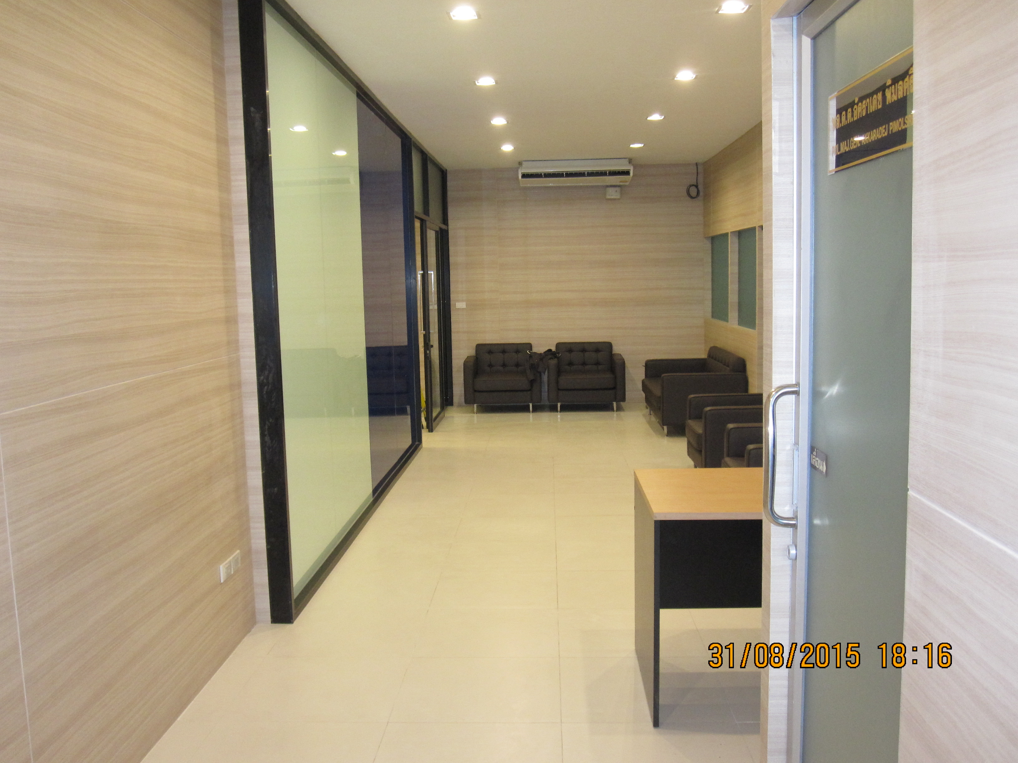 งานกองปราบปราม จัดทำเฟอร์นิเจอร์ ซ่อมแซมทุกส่วนที่ชำรุด