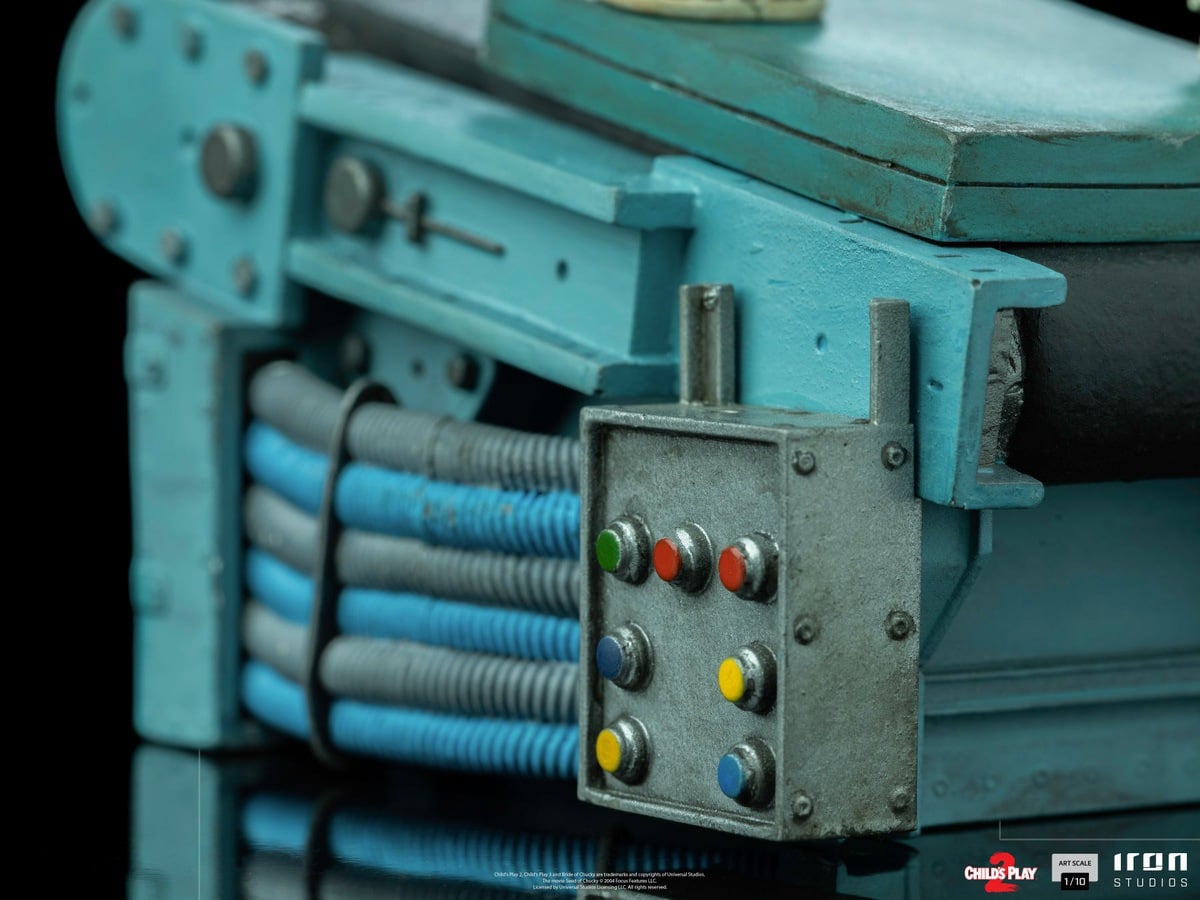 [สั่งจอง]Iron Studios UNIVCH47521-10 1/10 Scale : Chucky Child's Play II