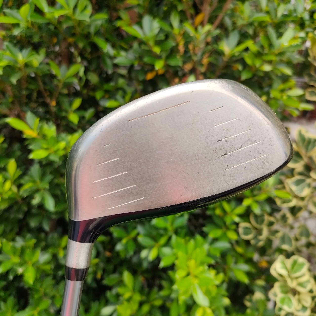 DRIVER CLEVELAND TI 460 ก้าน LAUNCHER FLEX R องศา 10.5 หัวใหญ่รุ่นนี้หน้าเด้งตีไกลมากๆ สภาพสวยเดิมมากๆ Cover เดิมๆเลยครับ