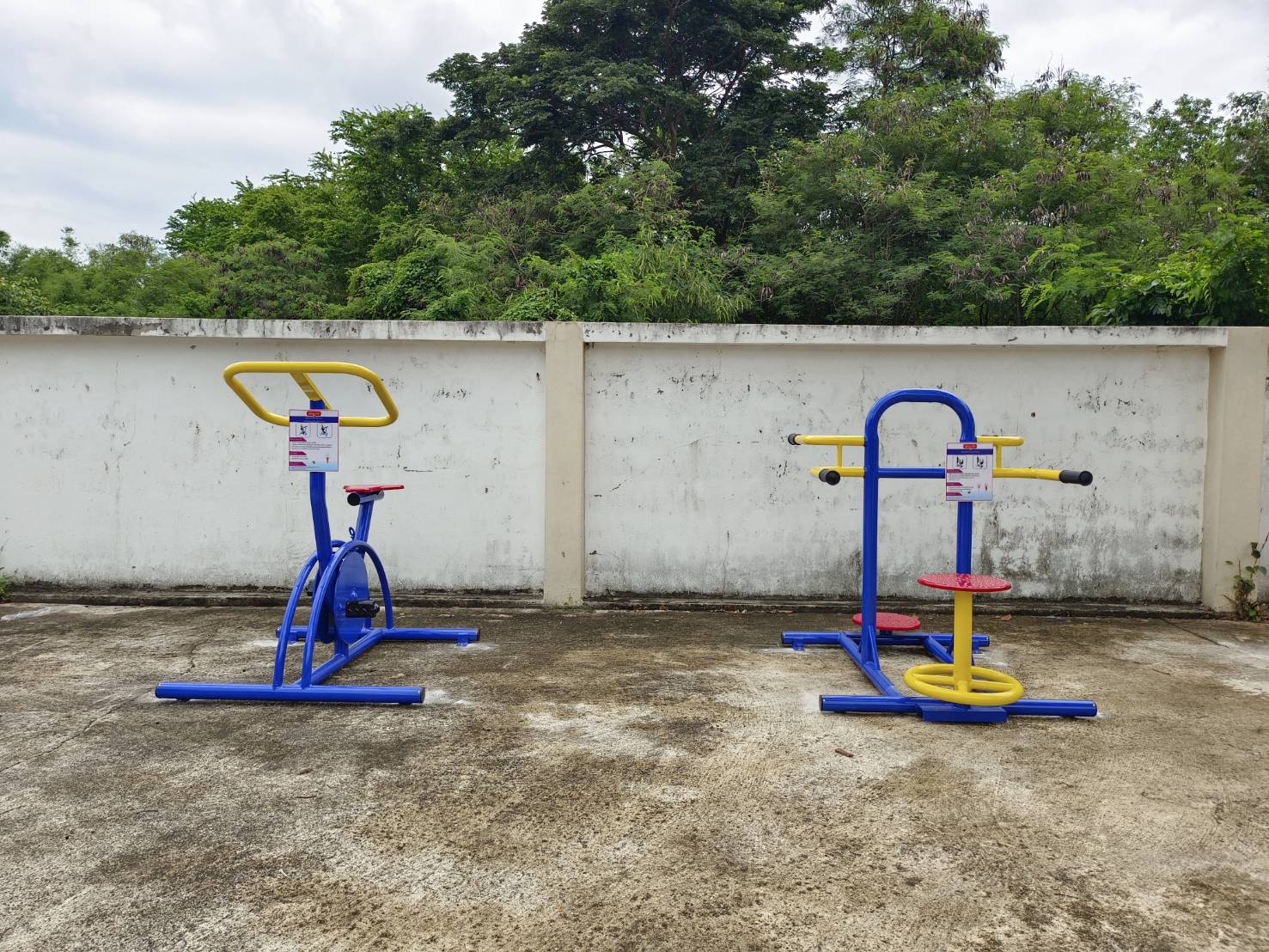 ชุดเครื่องออกกำลังกายกลางแจ้ง6รายการ โปร99,900 สนามกีฬา, เครื่องออกกำลังกายผู้ใหญ่, เครื่องออกกำลังกายสวนสาธารณะ หมู่บ้าน,Exercise equipment outdoor , OutdoorPlayground ,ราคาโรงงาน