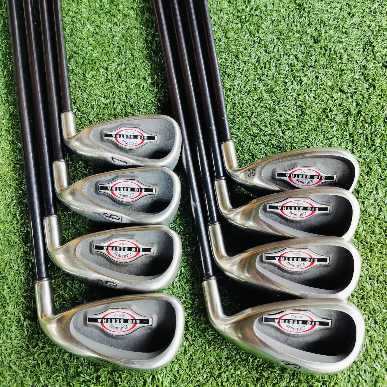ชุดเหล็ก Callaway BIGBERTHAR สภาพสวยมากๆ เดิมๆ ทุกเหล็ก รูปทรงสุดคลาสสิค ก้านเจาะทะลุ ผ่าแฉกเป็นเอกลักษณ์ของ Callaway ไม้กอล์ฟพรีเมี่ยมมือสอง ของแท้ By NakaraLuxurious