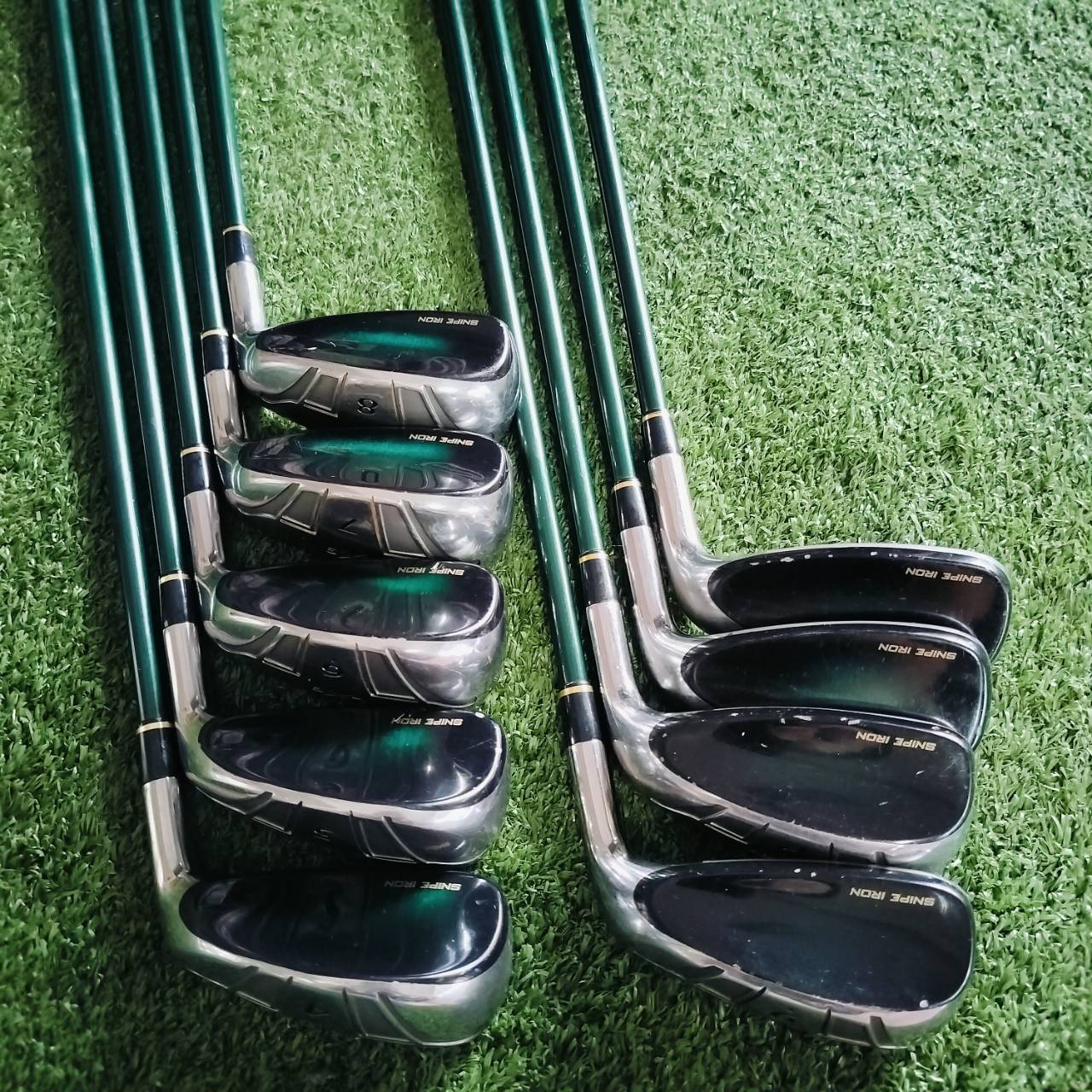 ลดราคาพิเศษ!!! ชุดเหล็กไฮบริดหน้าเด้งพรีเมี่ยมญี่ปุ่น!!! ชุดเหล็ก KATANA SNiPER IRON LX9 ชุดใหญ่ มีเหล็ก 4-9 เเละ PW AW SW ตัวของ WEDGE A และ S สำหรับ WEDGE ระเบิดทรายง่าย ตีลงทราย ขึ้นแน่นอน ชิพง่าย เด้งๆเลยค่ะ ไม้กอล์ฟพรีเมี่ยมมือสอง ของแท้ By NakaraLux