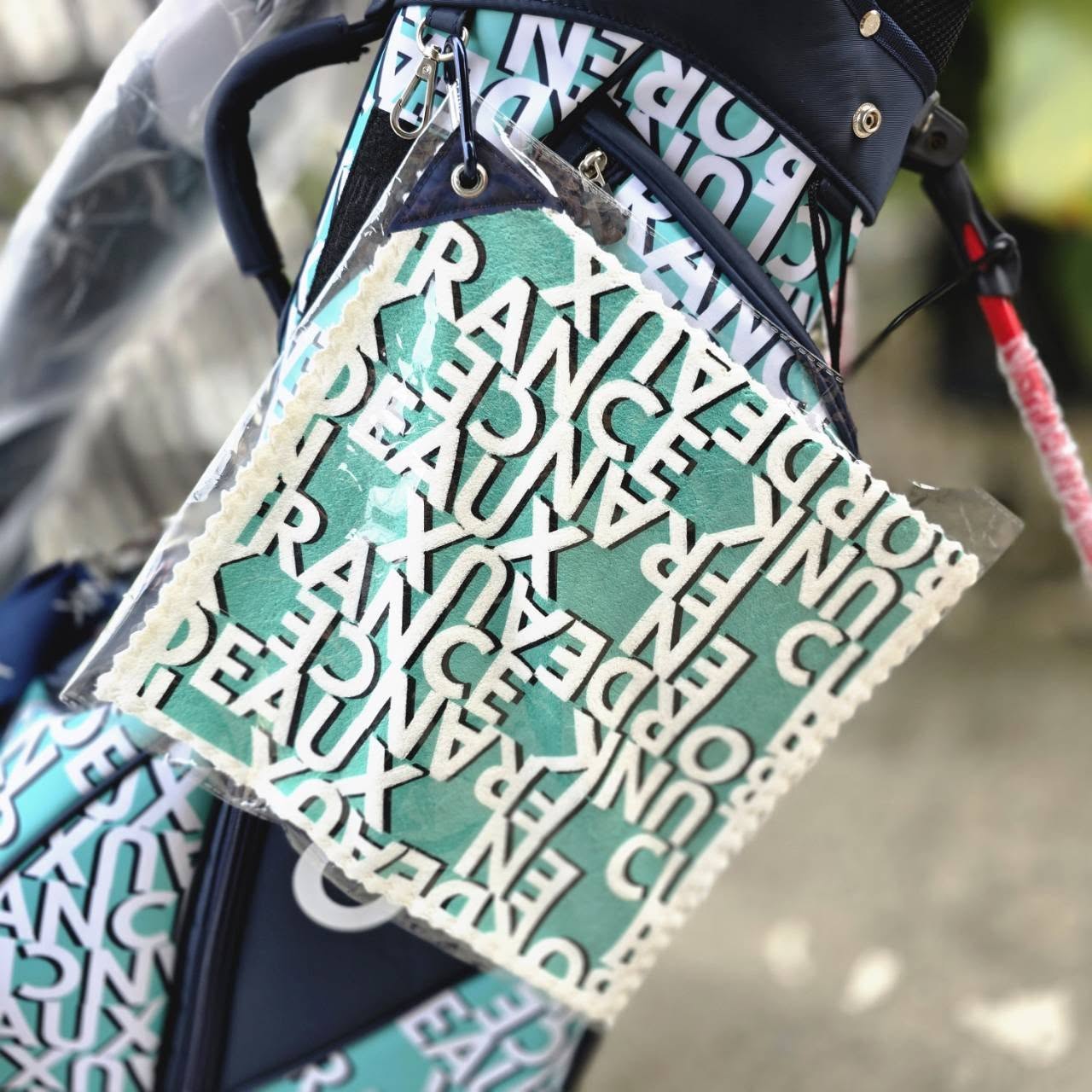 ถุงกอล์ฟ CLUNK Stand Caddy Bag 9.0 Type CL5MNC09 ของใหม่ ของแท้ ส่งตรงจากประเทศญี่ปุ่น น้ำหนักเบามาก เพียงแค่ 3.3 กิโลกรัม