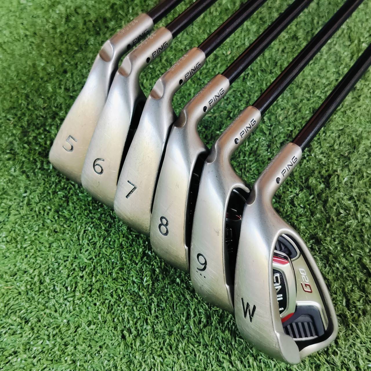 ชุดเหล็ก PING G20 ก้าน TFC 330 I FLEX R มีเหล็ก 5 6 7 8 9 PW ตระกูล G ช่วยชดเชยสูงสุด forgiven so many bad swings และเป็นรุ่นหลักของ PING ส่วนผสมของวัสดุที่แสนพิเศษ ไม้กอล์ฟพรีเมี่ยมมือสอง ของแท้ By NakaraLuxurious