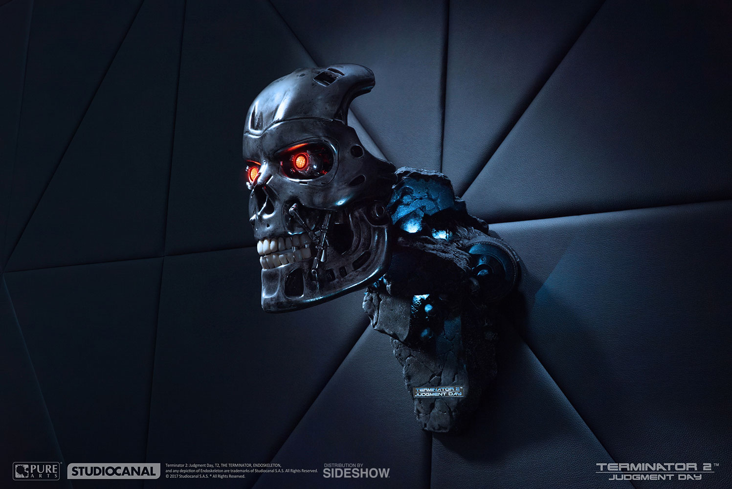 [สั่งจอง] Sideshow x Pure Arts The T-800 Endoskeleton 1:1 Scale Art Mask