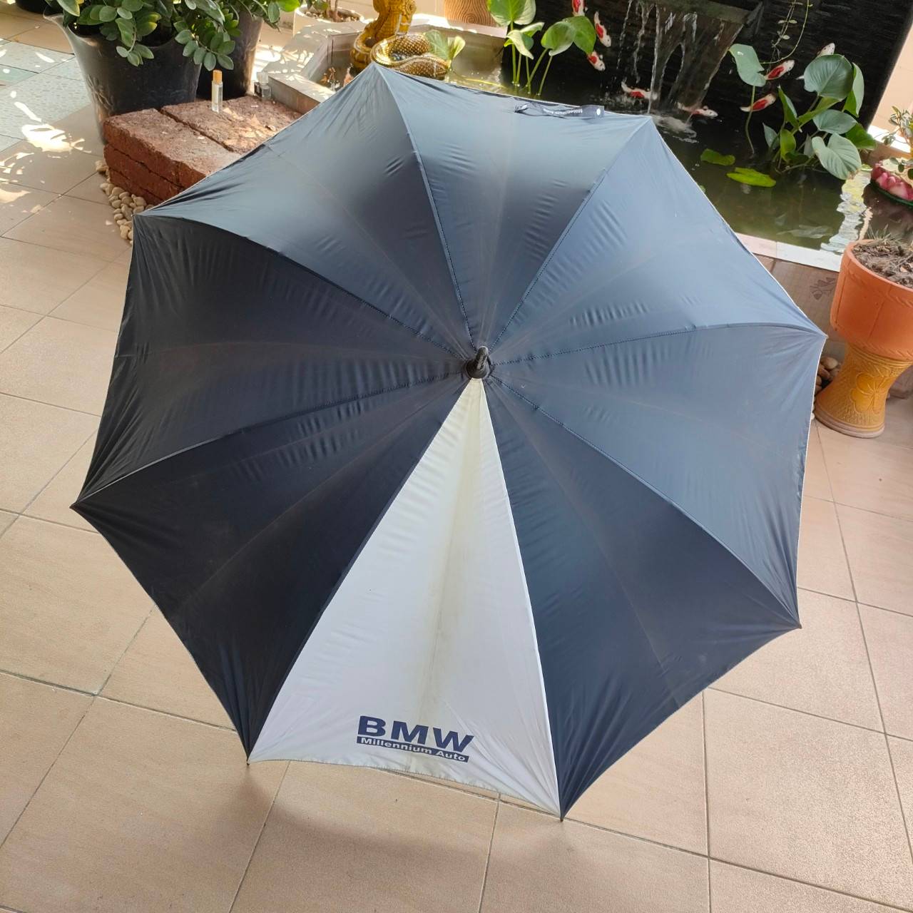 ร่มกอล์ฟ BMW มือสอง ของแท้ ภายในกัน UV