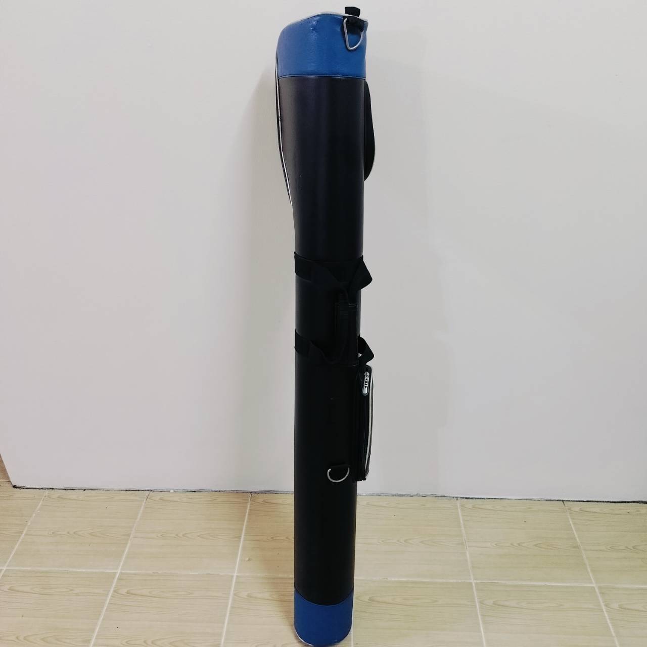 ถุงกอล์ฟ HALFSET Taylormade ถุงแบบแข็ง สำหรับซ้อมไดร์ฟ หรือเดินทางก็แข็งแรงมาก จัดชุดเหล็กขึ้นเครื่องบิน หรือรถที่นำถุงกอล์ฟไปตีต่างจังหวัด ประหยัดเนื้อที่มากเลยค่ะ