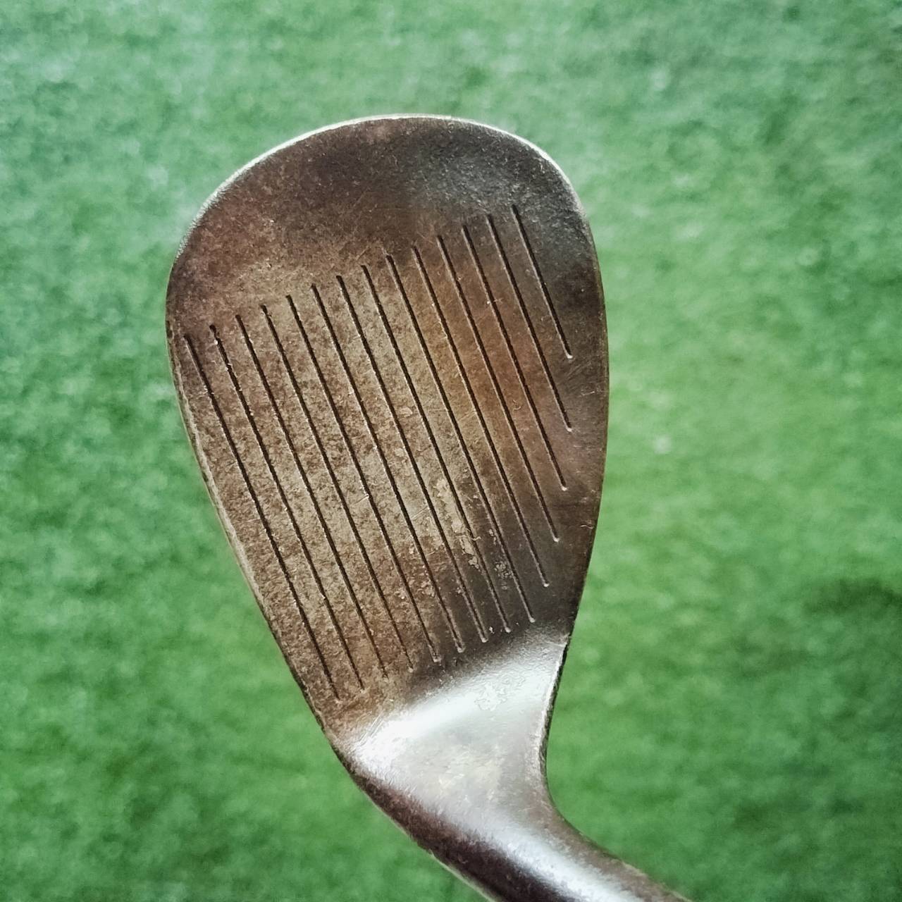WEDGE TOURSTAGE TW-02 องศา 57 วัสดุ FORGED JAPAN นุ่มจัด สปินโหดมาก เป็นรุ่นสนิม ไม่เคลือบ ทำให้ได้ฟีลลิ่งเต็มๆ ไม้กอล์ฟพรีเมี่ยมมือสอง ของแท้ By NakaraLuxurious