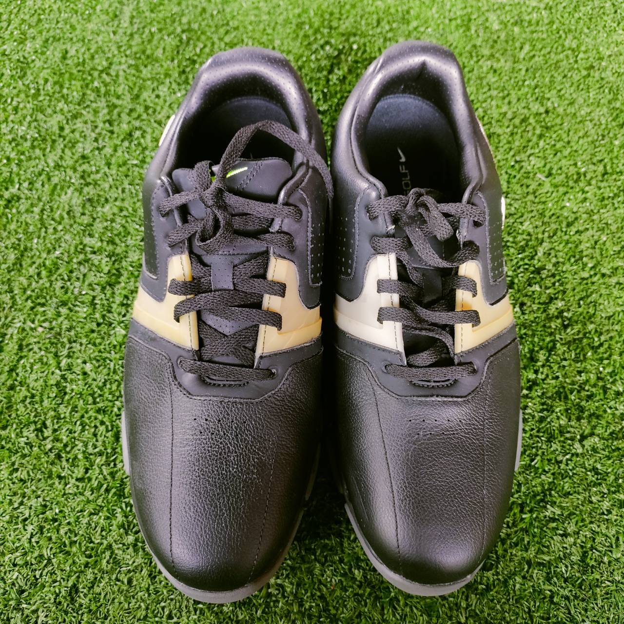 รองเท้ากอล์ฟ NIKE มือสอง ของแท้ มาพร้อมกล่องเดิม พื้นสวยมาก ปุ่มสวยมาก ไซด์ 41 ไม้กอล์ฟพรีเมี่ยมมือสอง ของแท้ By NakaraLuxurious