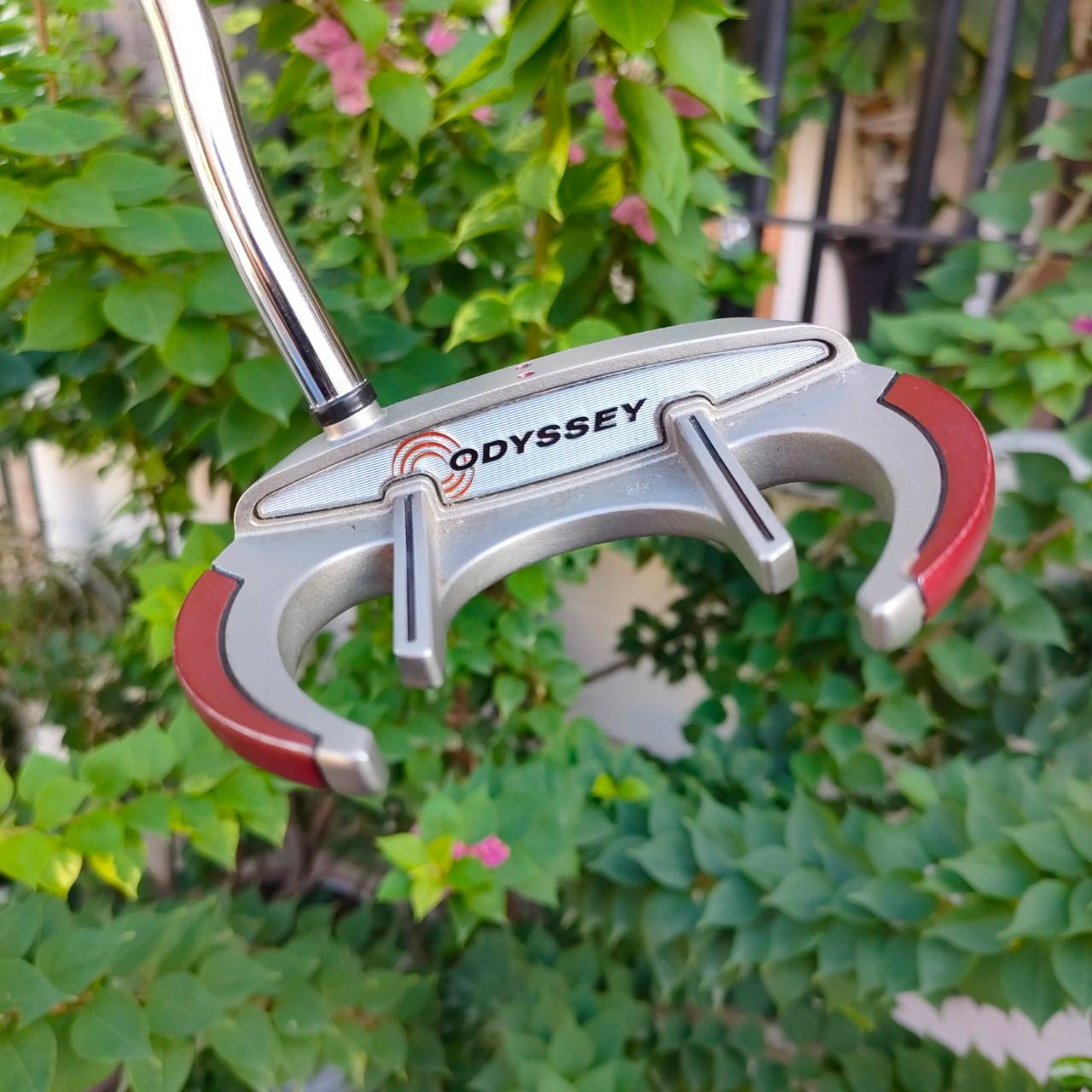 PUTTER ODYSSEY WHITE HOT XG SABERTOOTH ความยาว 34 นิ้ว กริฟ SUPER STROKE เเบบใหญ่