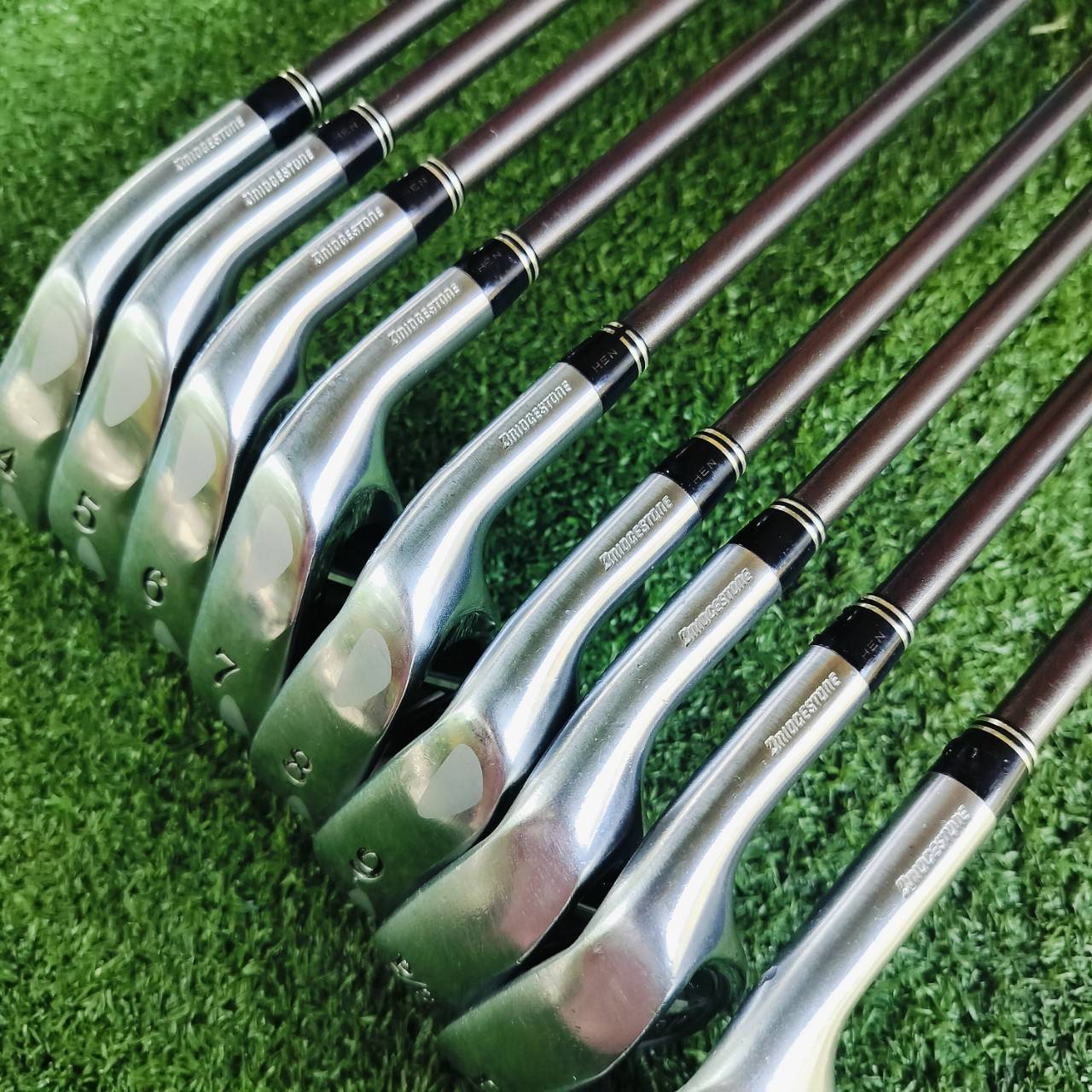 ชุดพรีเมี่ยมที่สุดของ BRIDGESTONE PHYZ FORGED JAPAN PREMIUM ชุดนี้เป็นซีรี่พิเศษ รุ่นท๊อปที่สุด แพงมาก!!! ของใหม่ราคา 5 หมื่นกว่าบาท ไม้กอล์ฟพรีเมี่ยมญี่ปุ่นมือสอง ของแท้ By NakaraLuxurious