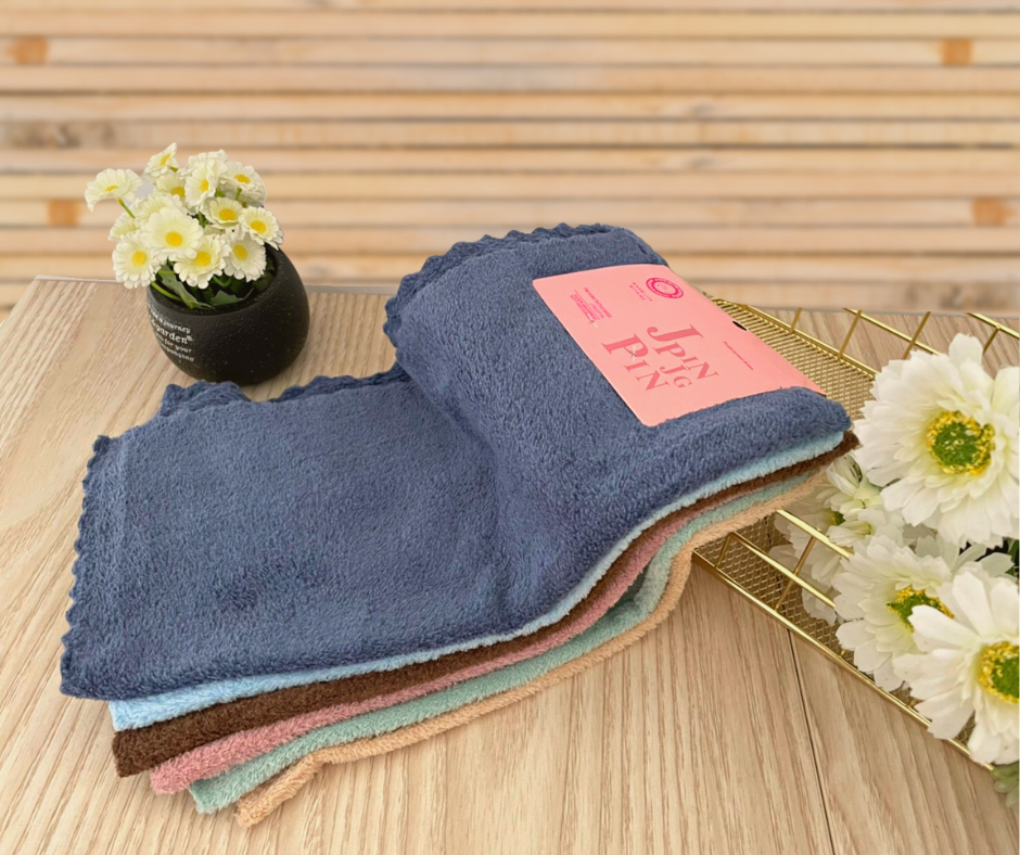 ผ้าเช็ดหน้าขนเป็ด สี่เหลี่ยม สีพื้น 30*30ซม.1ลัง100โหล ราคาถูก คละสี