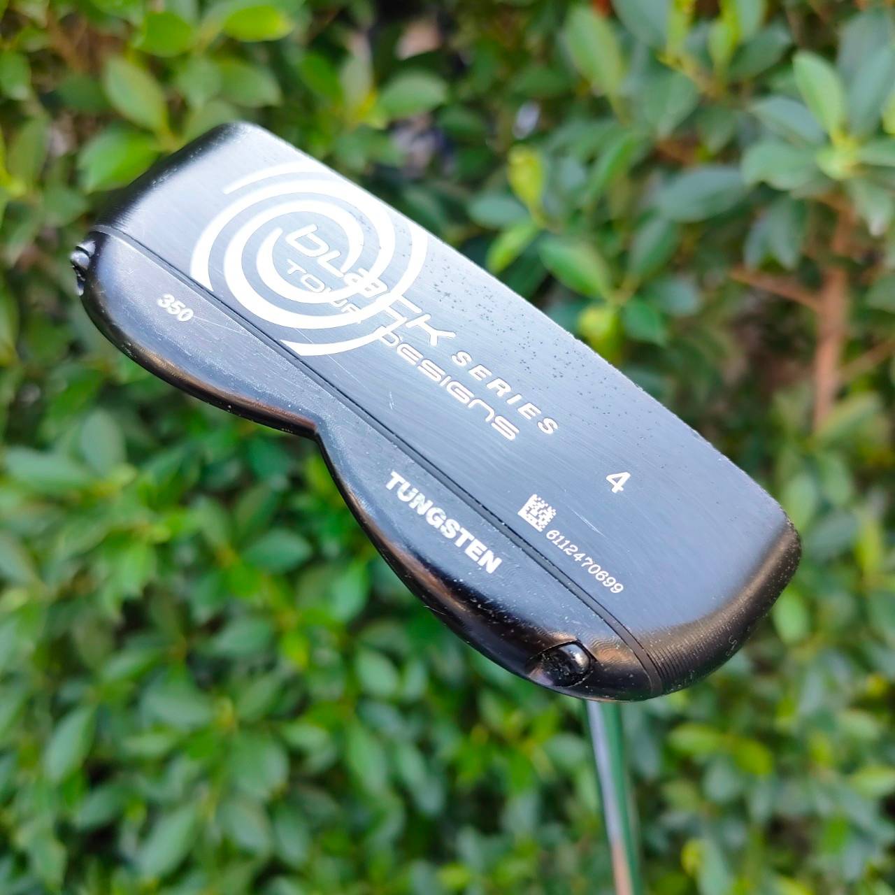 PUTTER BLACK SERIES TOUR DESIGNS 4 ความยาว 33 นิ้ว สวยมากๆ หน้า Milled และถ่วงทังสเตน พรีเมี่ยม บล๊านซ์มากๆครับ พัตต์เกาะไลน์มาก