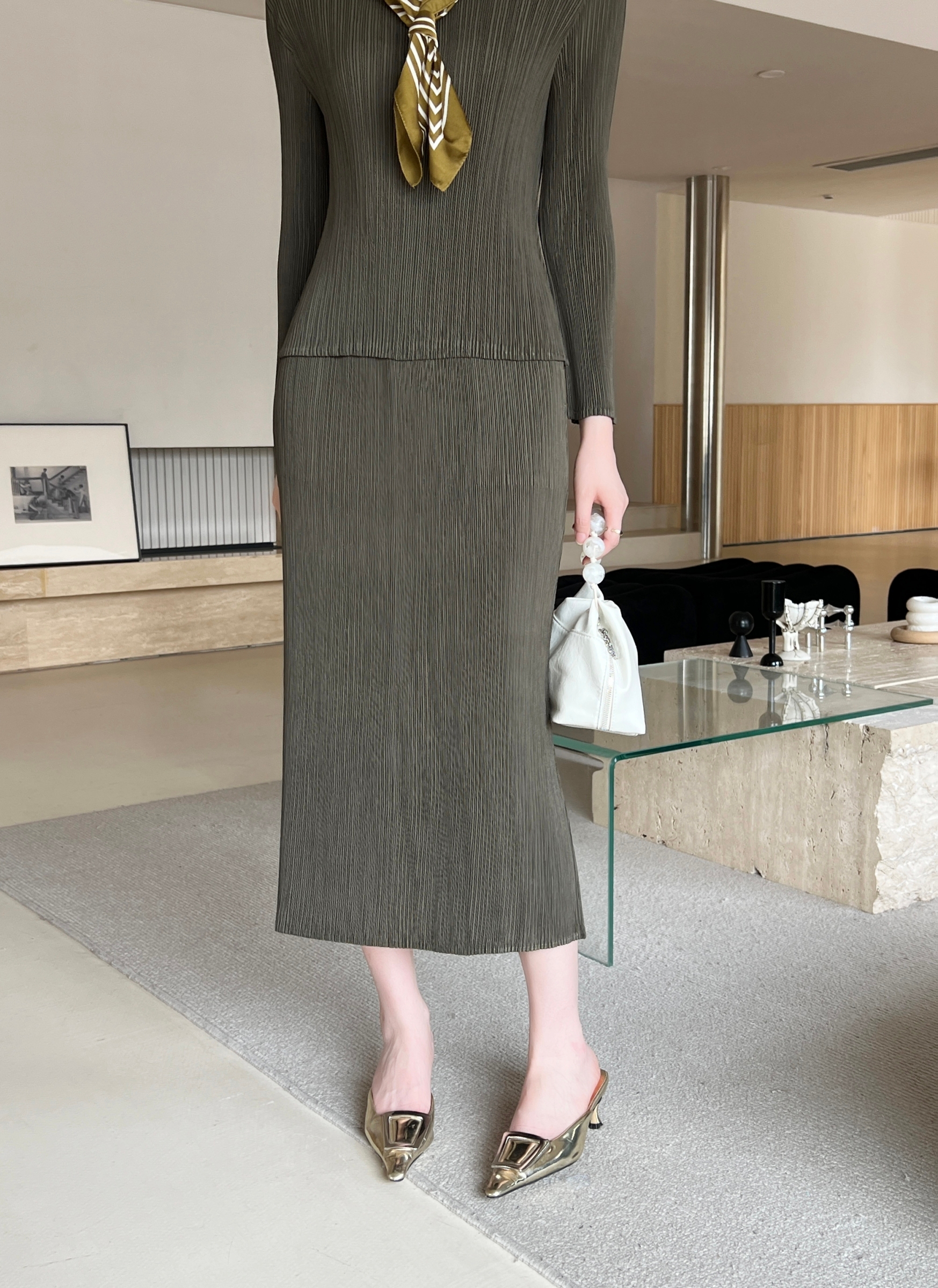 ปรับราคาลง20%!! ยาว 33นิ้ว! 2MUAY รุ่น GJO11044 กระโปรงพลีทผ้าแมตต์ PRNCIL PLEATED SKIRT 10 สี FREE SIZE