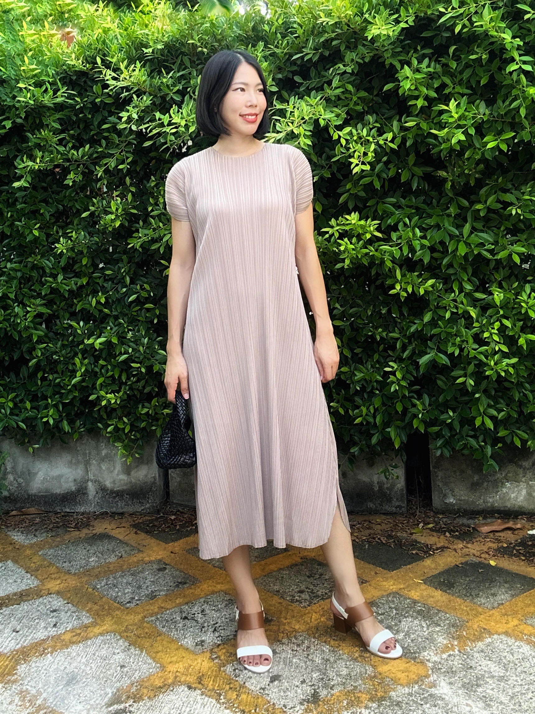 ปรับราคาลง20%!! 2MUAY รุ่น GJO5378 เดรสพลีทคุณภาพ SHORT SLEEVE PLEATED DRESS 8 สี FREE SIZE