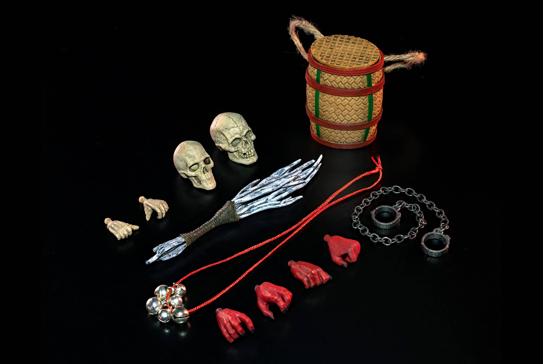 [สั่งจอง]FOUR HORSEMEN : Figura Obscura series - Krampus