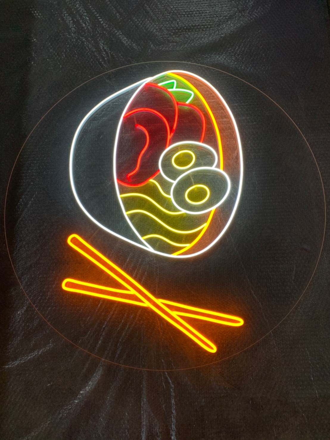 ไฟนีออน เฟค